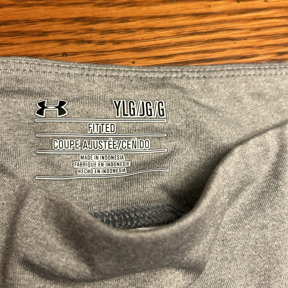 Under Armour Capri/5 - Picture 2 of 2